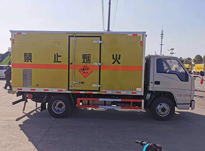 闵行爆破器材运输车技术升级与安全合规新趋势